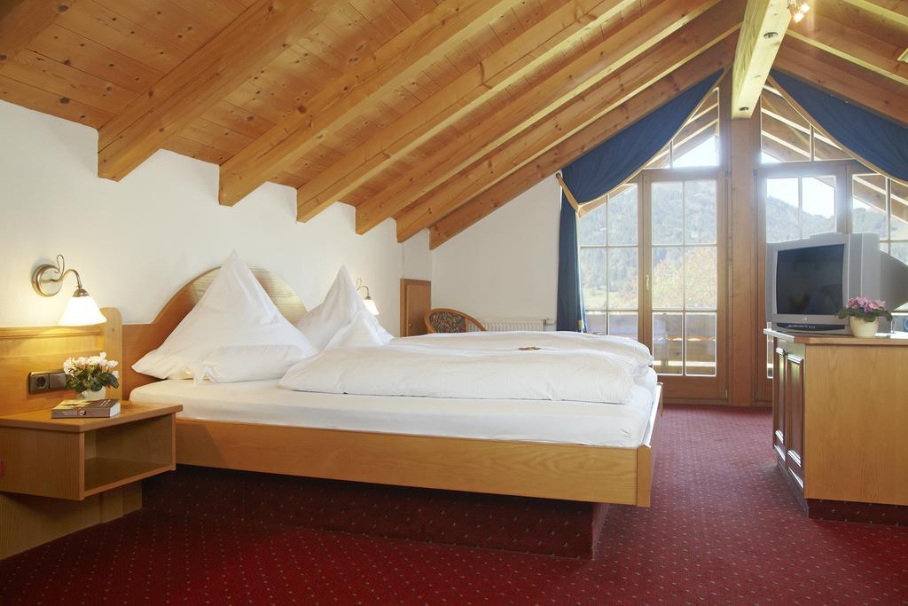 Hotel Garni Oberdorfer Stuben Obermaiselstein Phòng bức ảnh